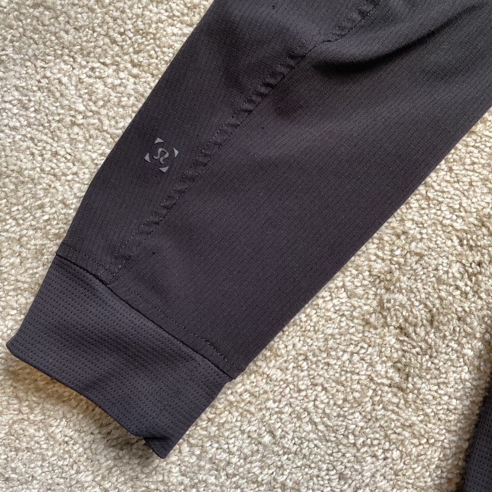 Lululemon Airing Easy Hoodie Black Men’s XS Training Running Jacket coat light - Picture 8 of 8
